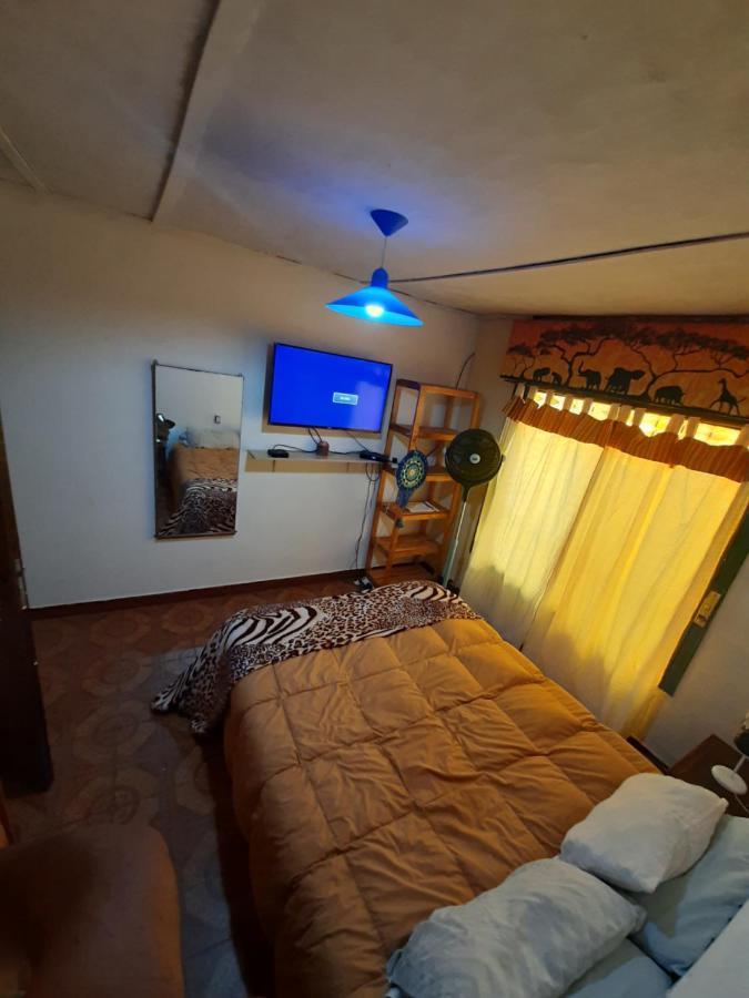 Posada La Isla Ezeiza Esteban Echeverria ภายนอก รูปภาพ
